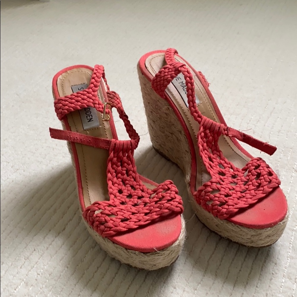 Steve Madden Coral Crochet Wedges